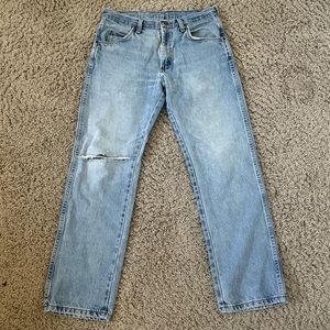 Distressed wrangler jeans 31x30
